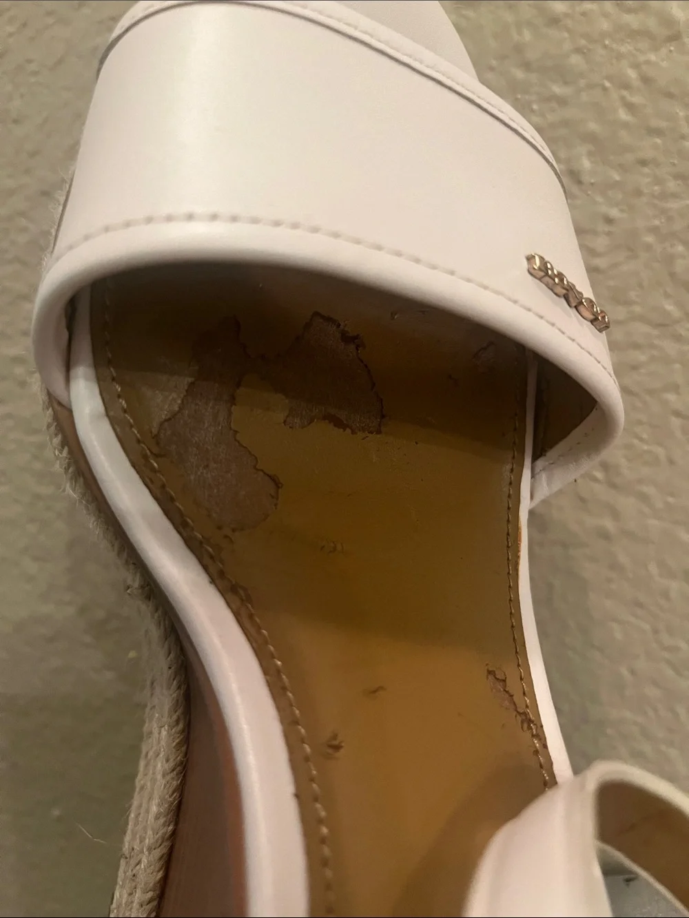 Coach elegant wedge